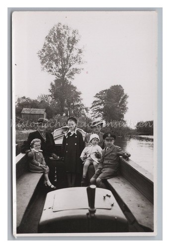 Family boat tour 1937 - on,